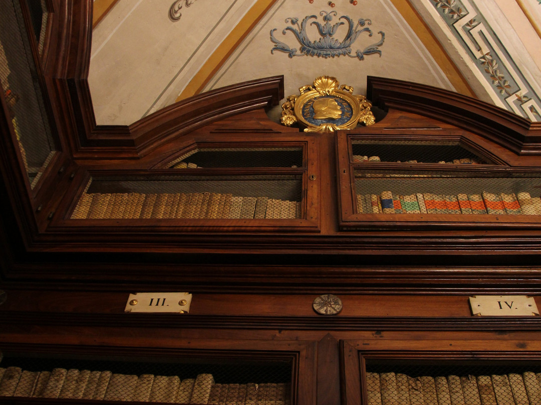 Biblioteca Comunale Mozzi-Borgetti-马切拉塔必去景点