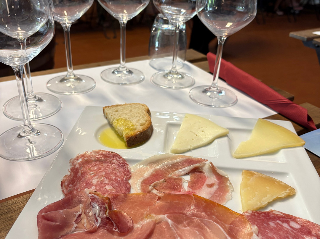 Fattoria del Teso-Montecarlo必去景点