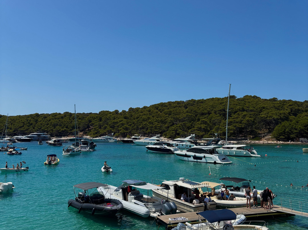 Lanterna Rent A Boat-Kastel Novi必去景点