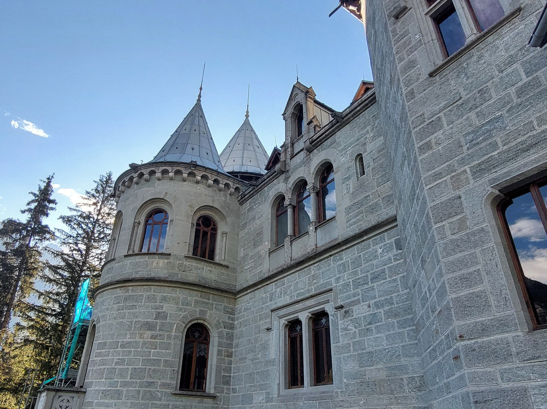 Castel Savoia-Gressoney Saint Jean必去景点