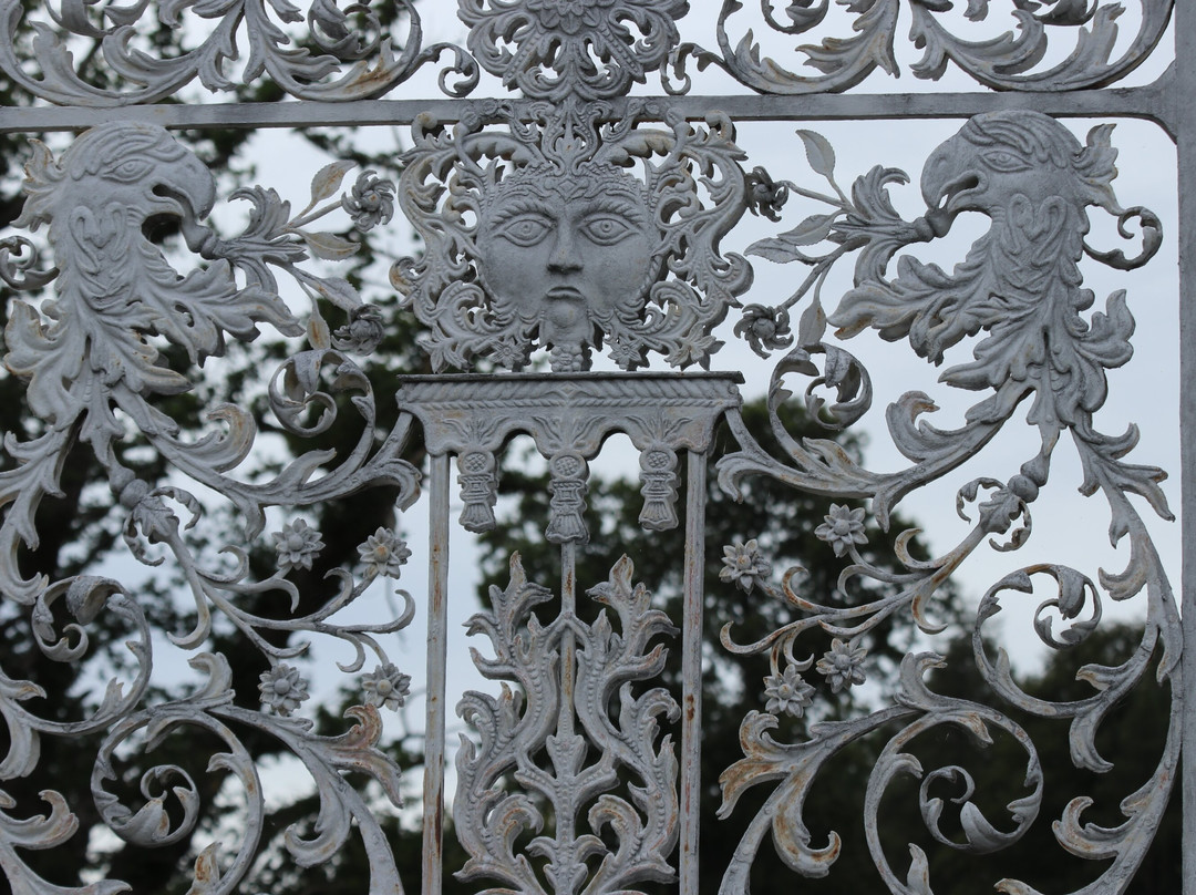 Chirk Castle Entrance Gates-Chirk必去景点