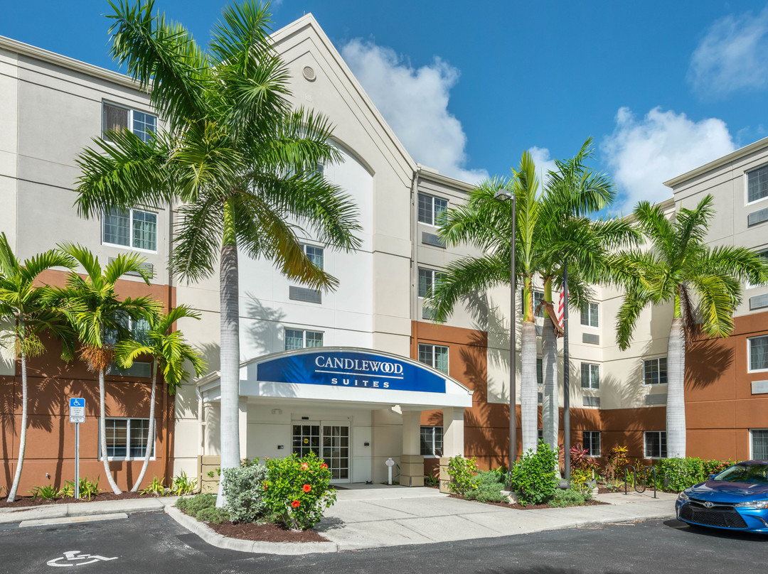 Candlewood Suites Fort Myers-Sanibel Gateway by IHG主图