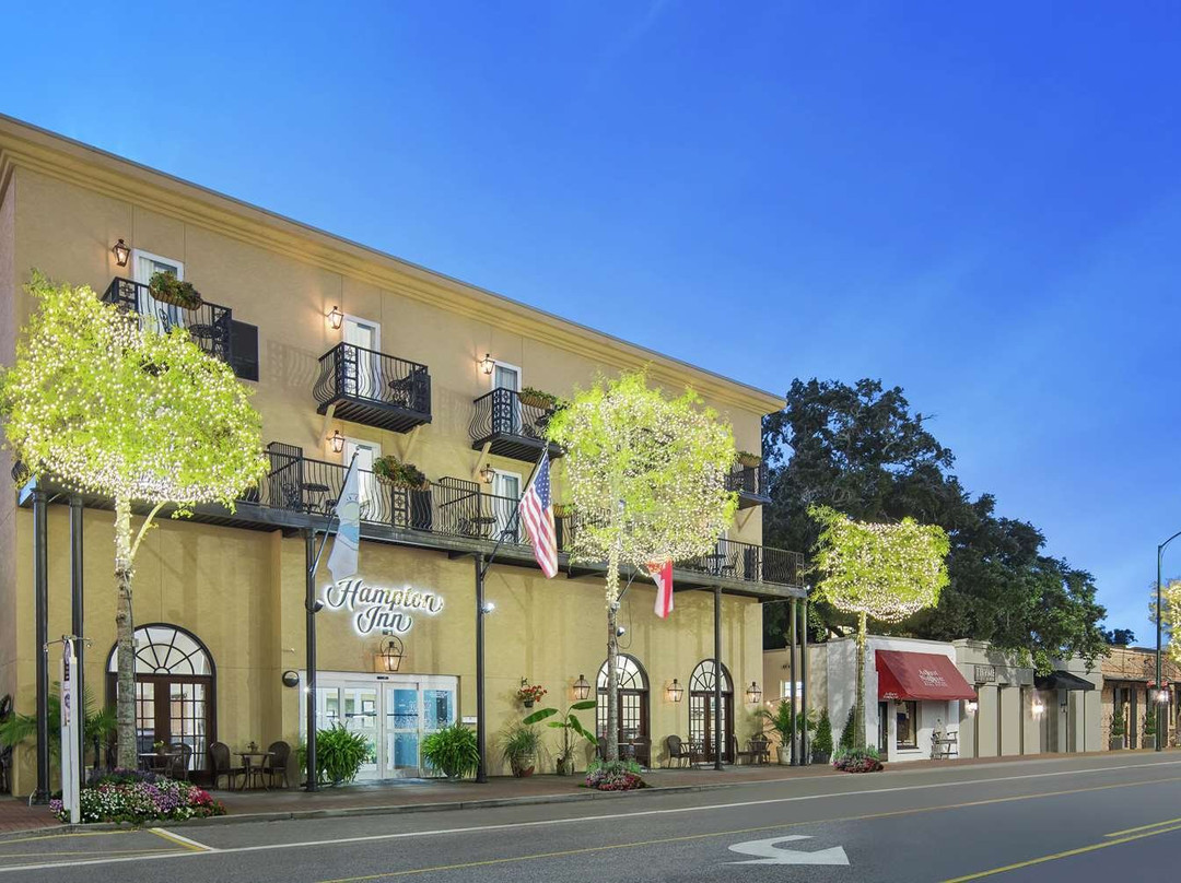 费尔霍普汉普顿酒店主图