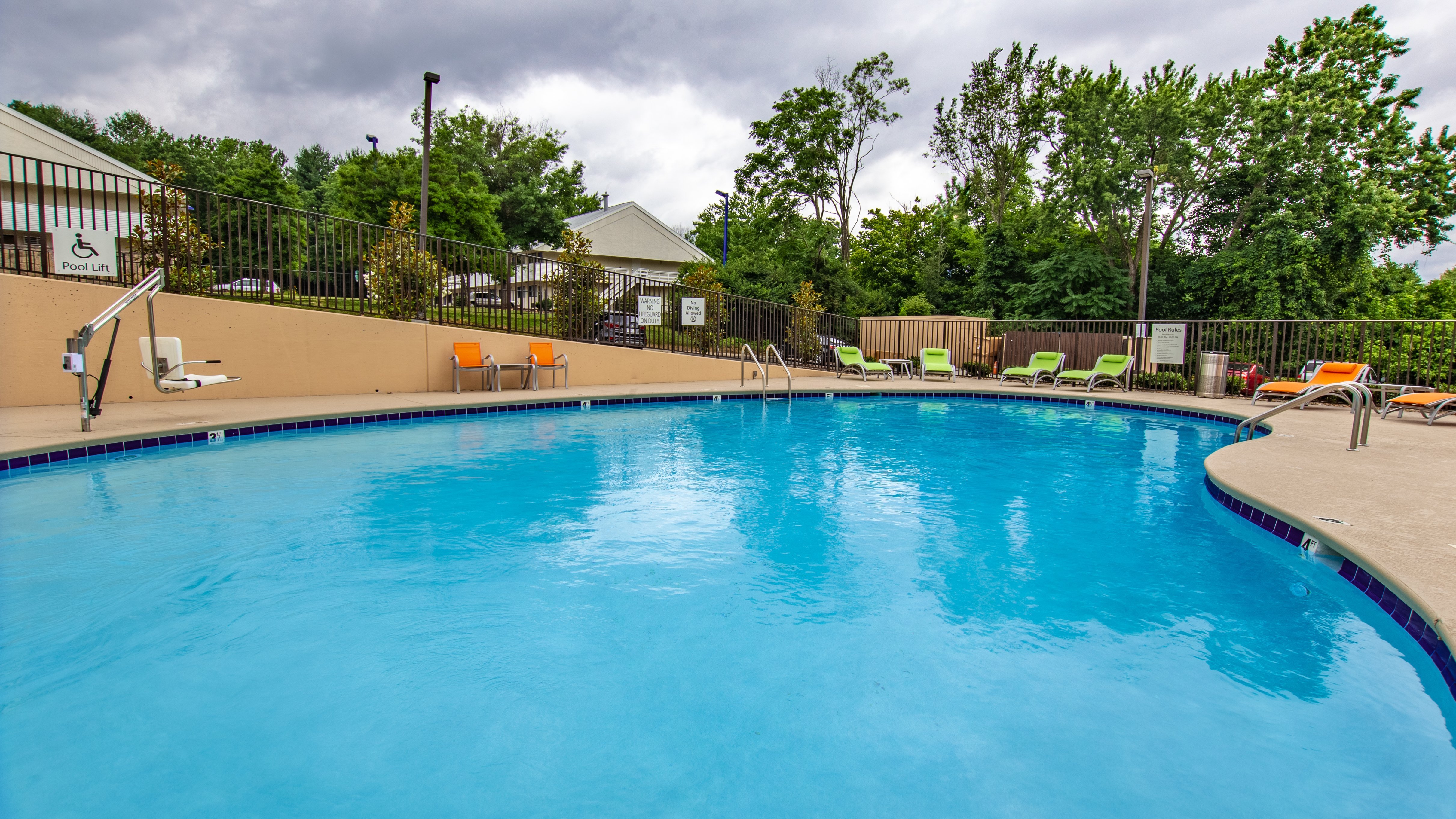 Holiday Inn Knoxville N - Merchant Drive By IHG-官方