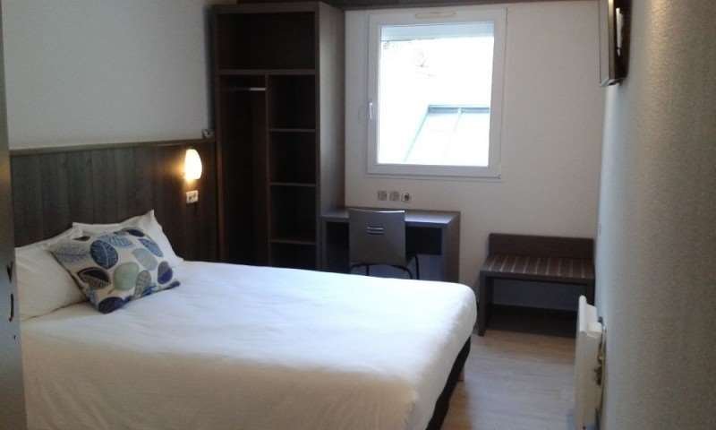Brit Hotel Calais-官方