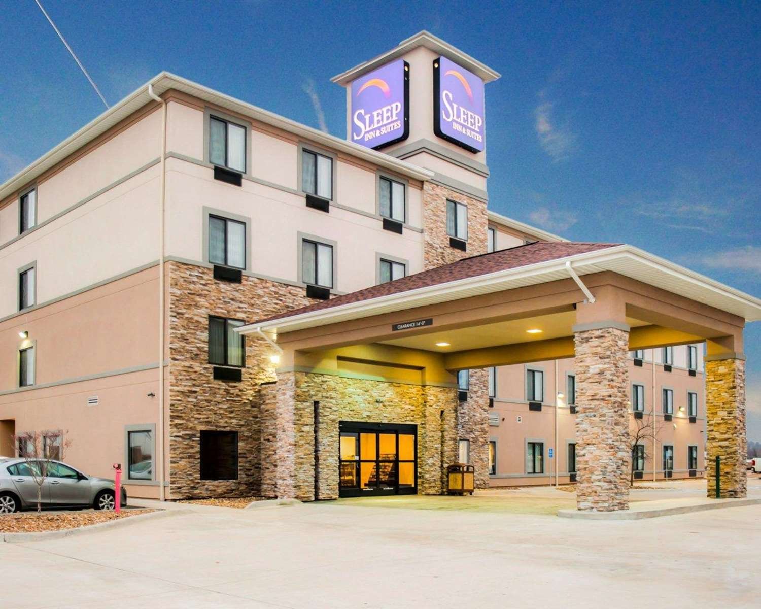 Sleep Inn & Suites Fort Campbell-官方