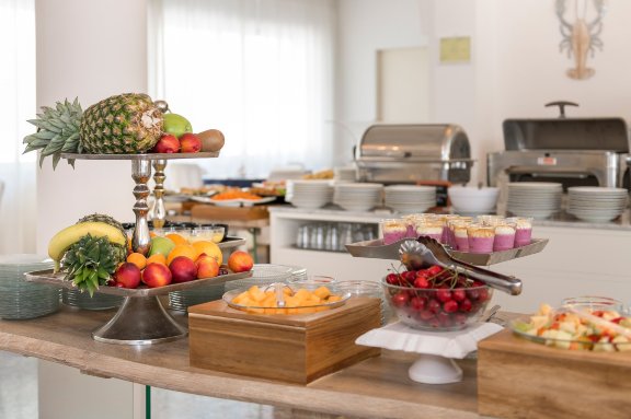 克罗娜酒店-官方