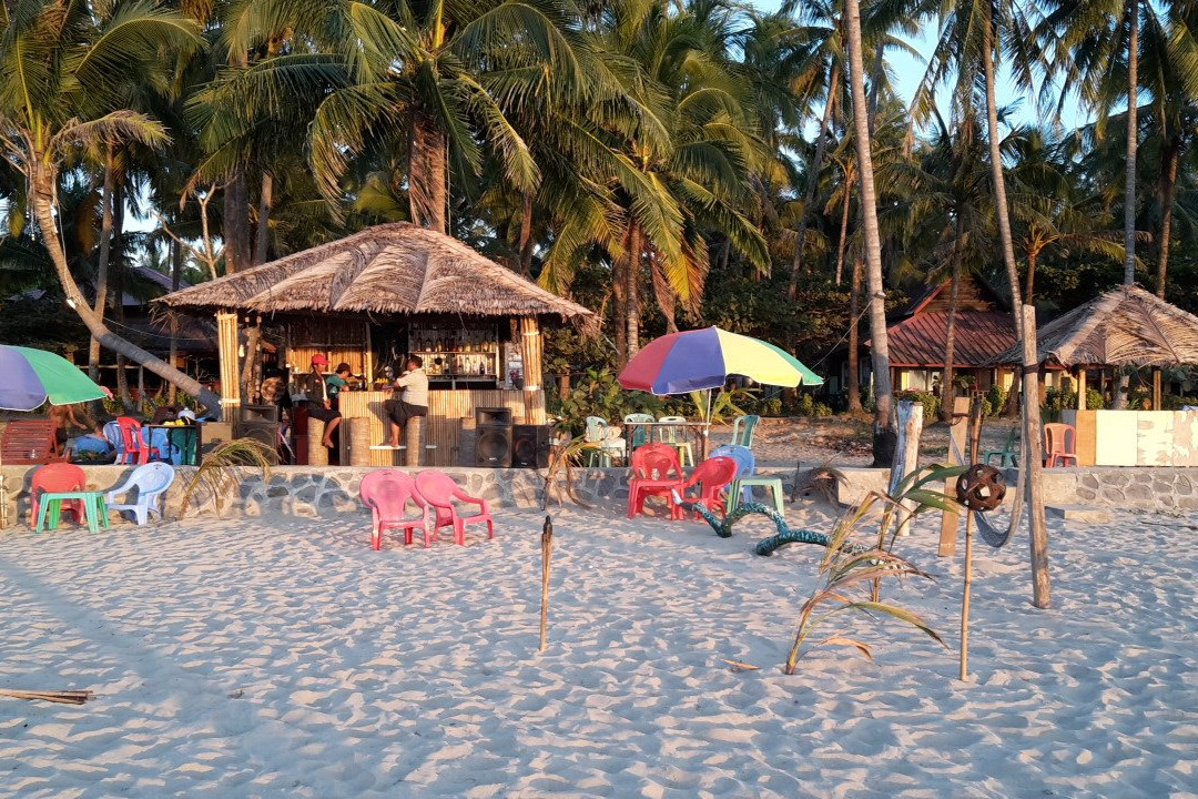 Pearl Ngwe Saung Hotel