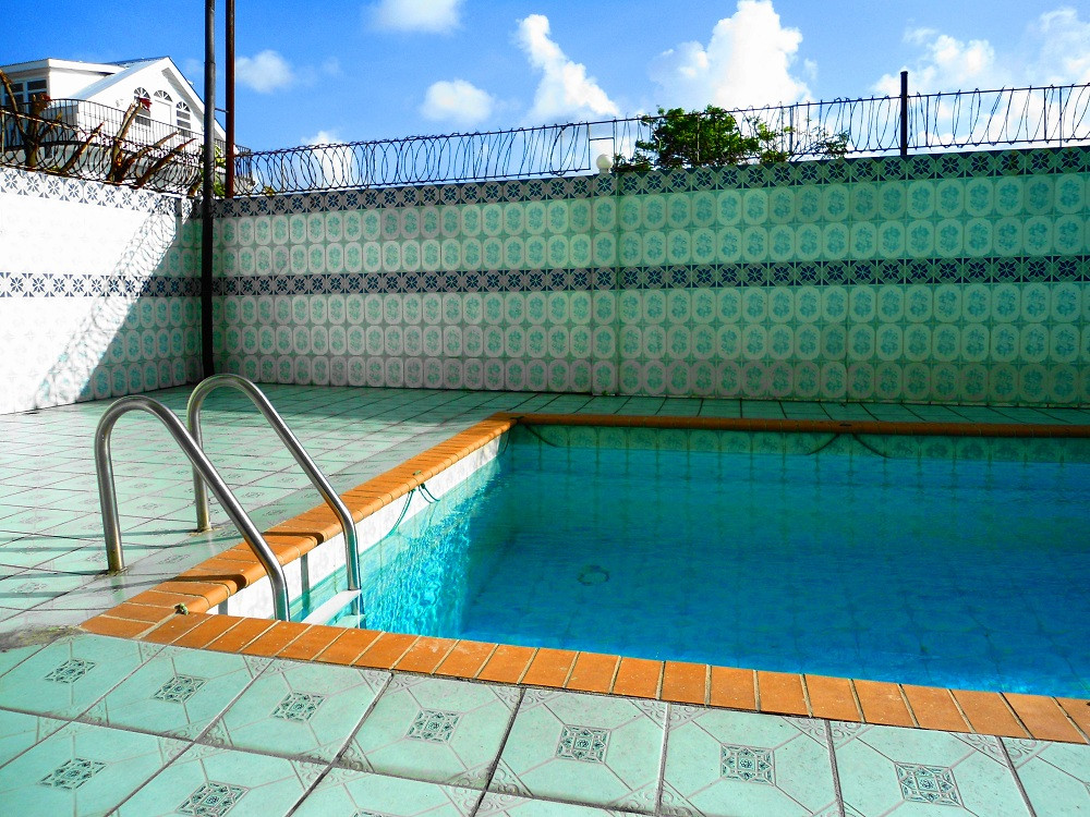 Regency Suites Hotel