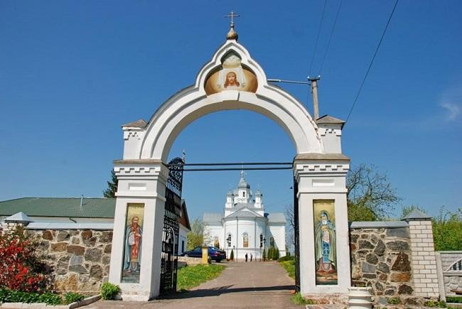 Spaso-Preobrazhensky Monastery Trigorskoye景点图片