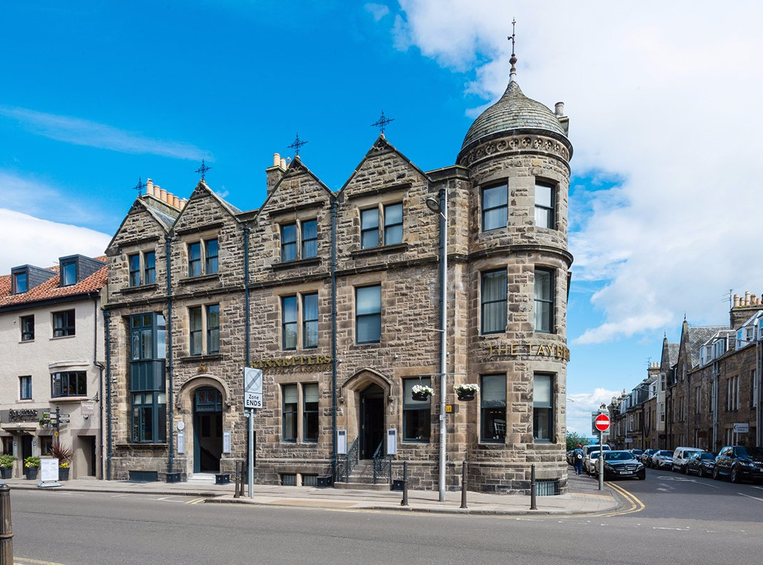 Kinnettles Hotel
