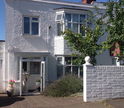 Brightside B & B-官方