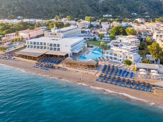 Avra Beach Resort Hotel & Bungalows