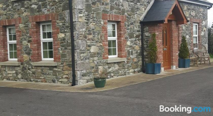 Nellies Cottage B&B主图