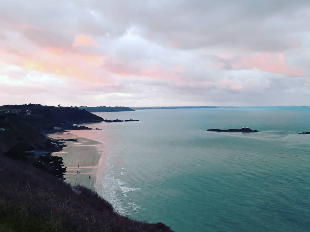 Pointe du Roselier景点图片