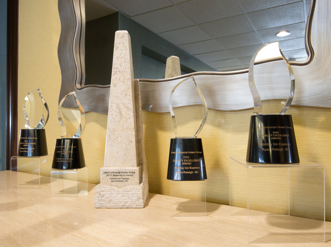 Holiday Inn Express Apex-raleigh By IHG主图