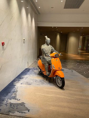 西安浐灞艾美酒店主图