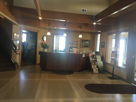 Prairie Inn and Suites主图