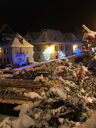 Hotel Besiberri主图