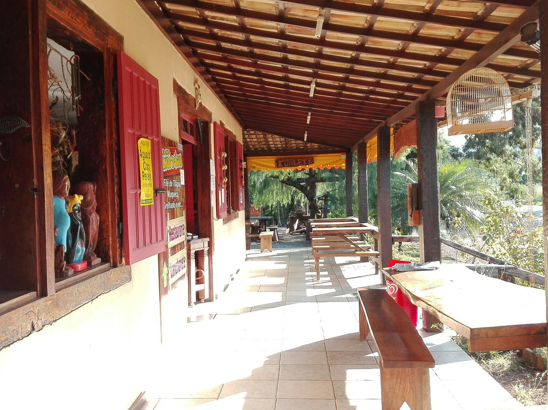 Santa Barbara do Tugurio餐馆和美食-Restaurante Olhos D'Água