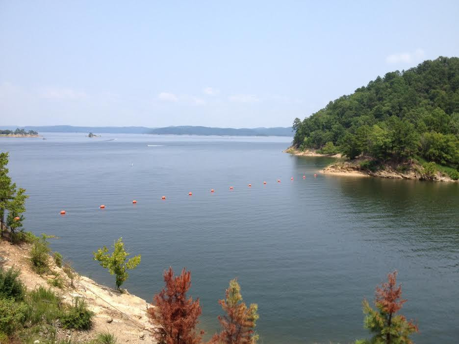 Broken Bow Lake景点图片