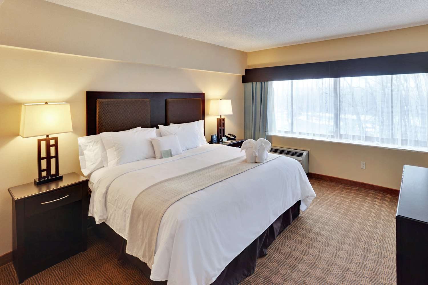 DoubleTree by Hilton Hotel Tinton Falls - Eatontown-官方