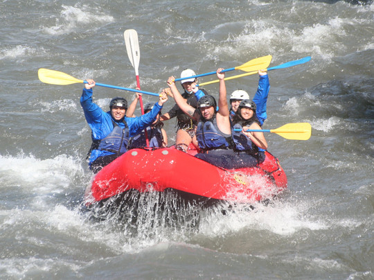 Kayak Pucon Centro Rafting-普孔必去景点