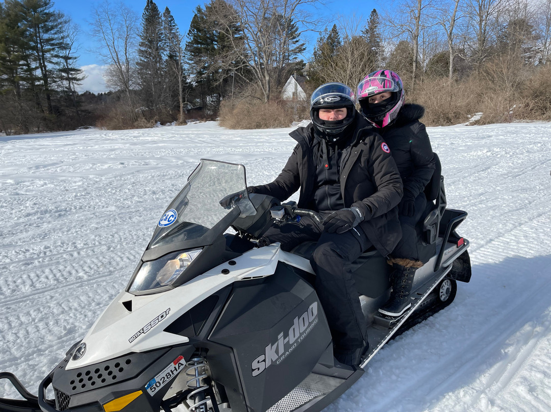 C&C Snowmobile Tours-Chestertown必去景点