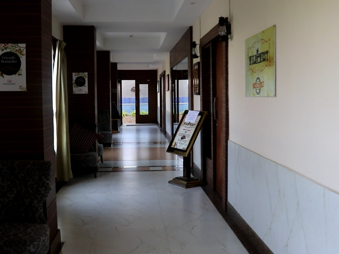 Poppys Hotel Madurai主图