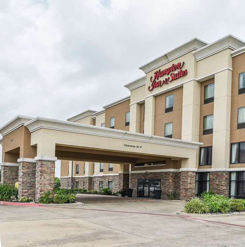 贝伊市汉普顿套房酒店主图