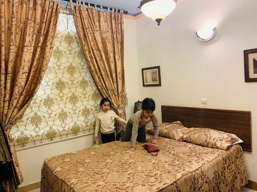 Golestan Hotel主图