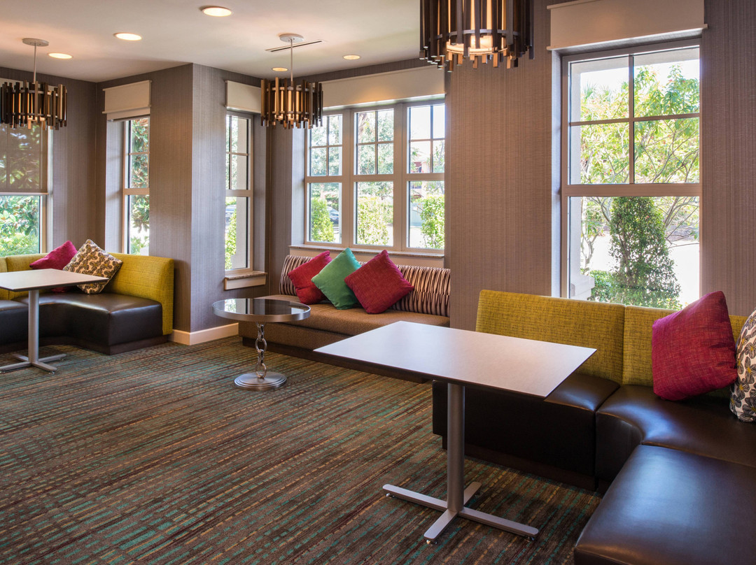 圣露西港原住客栈主图