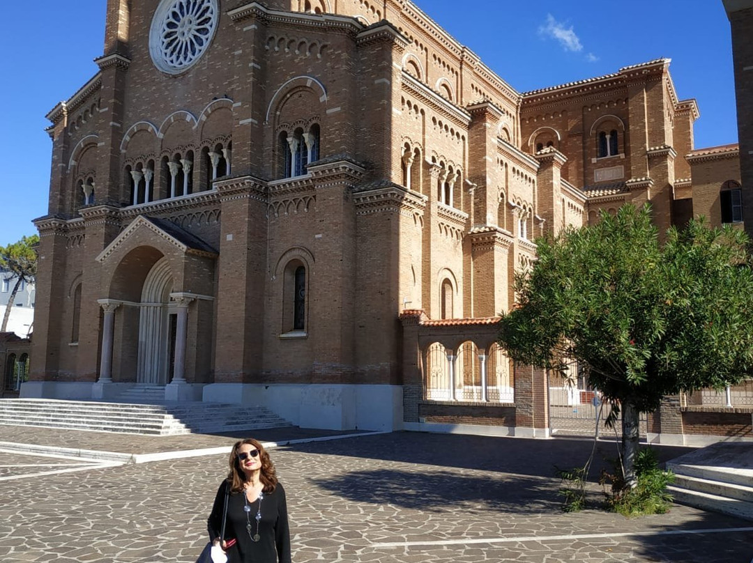 Basilica di Santa Teresa-安济奥必去景点