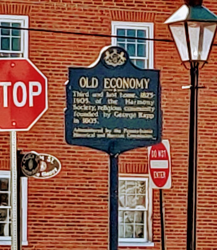 Old Economy Village景点图片