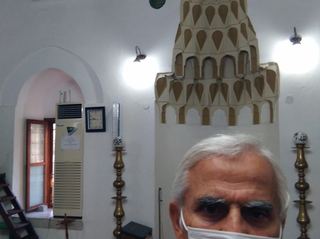Gazi Yakup Bey Camii-Cardak必去景点
