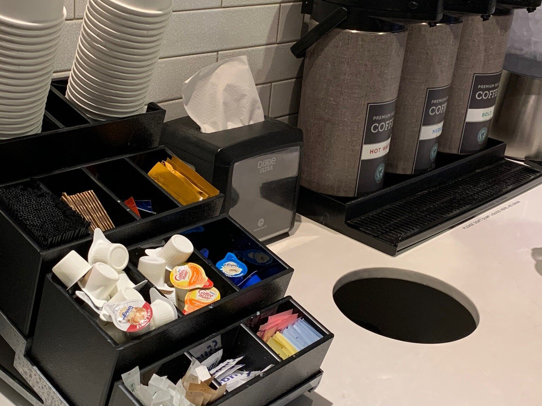 Fairfield Inn & Suites Alexandria主图