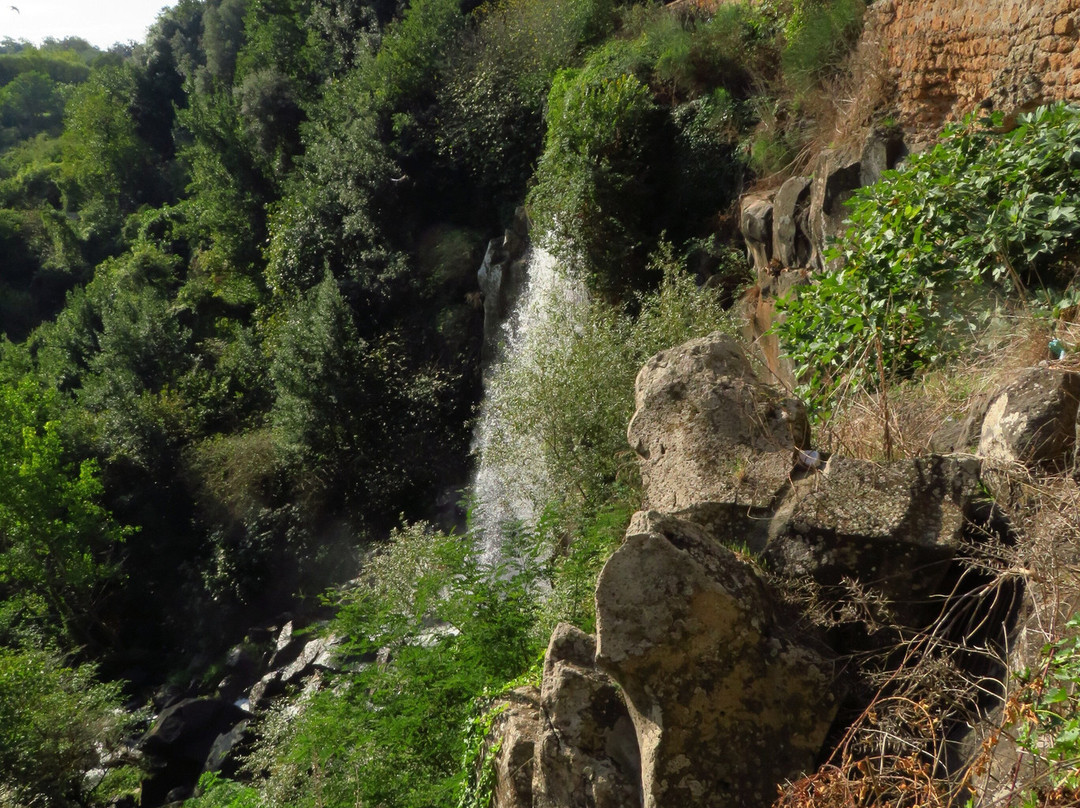 Cascata dei Cavaterra-Nepi必去景点
