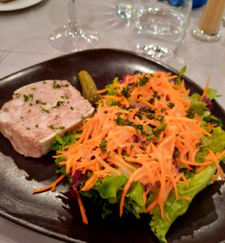 Logis Hôtel le Relais Champenois et du Lion d'Or主图