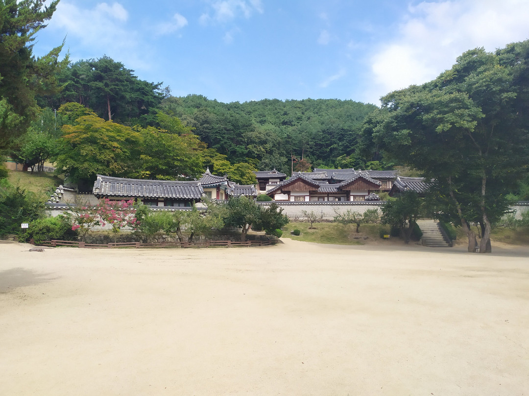 Dosanseowon Confucian School-安东市必去景点