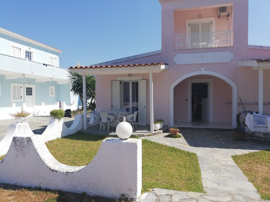 Amorossa Village