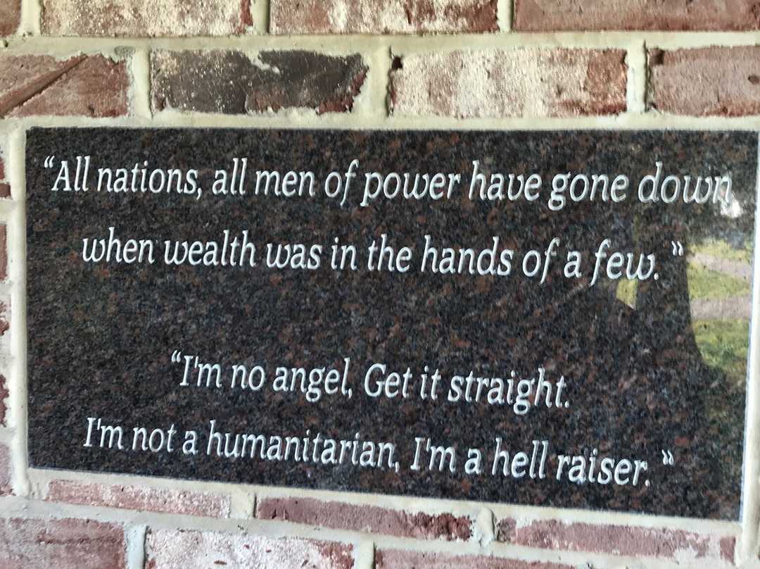 Mother Jones Monument-Mount Olive必去景点