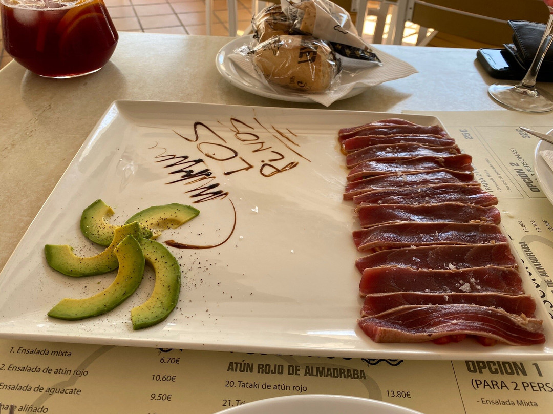 Hostal Los Pinos主图