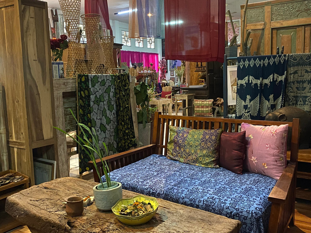 Kaliuda Gallery-苏卡瓦堤必去景点