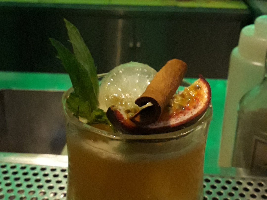 Sally's Bar-Skala必去景点