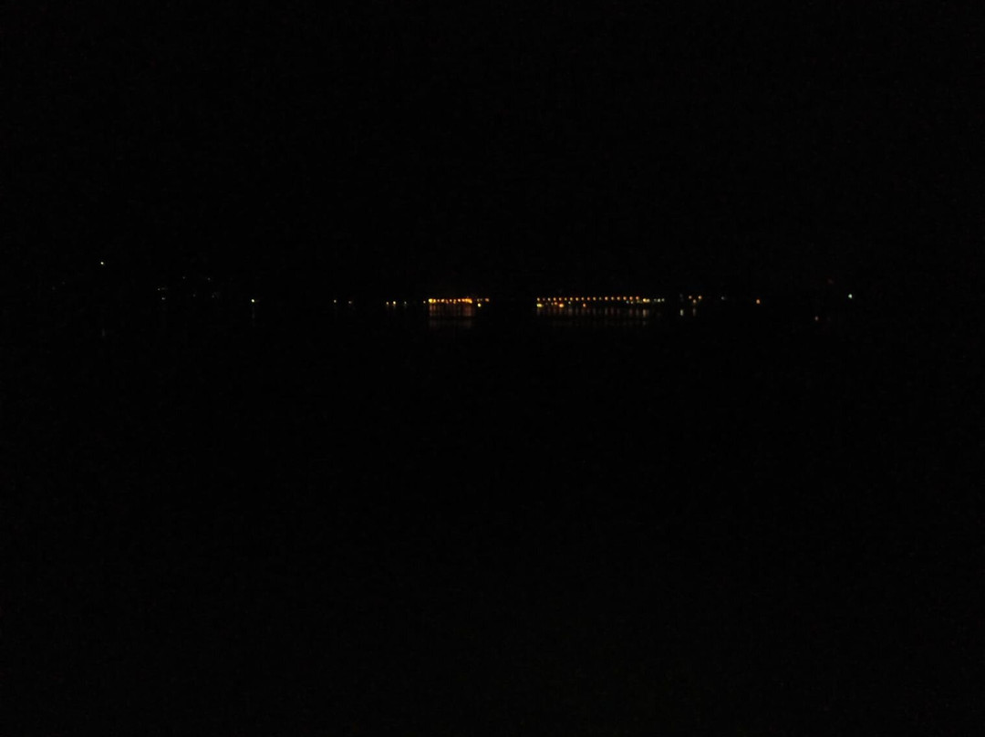 滨河汽车旅馆别墅主图