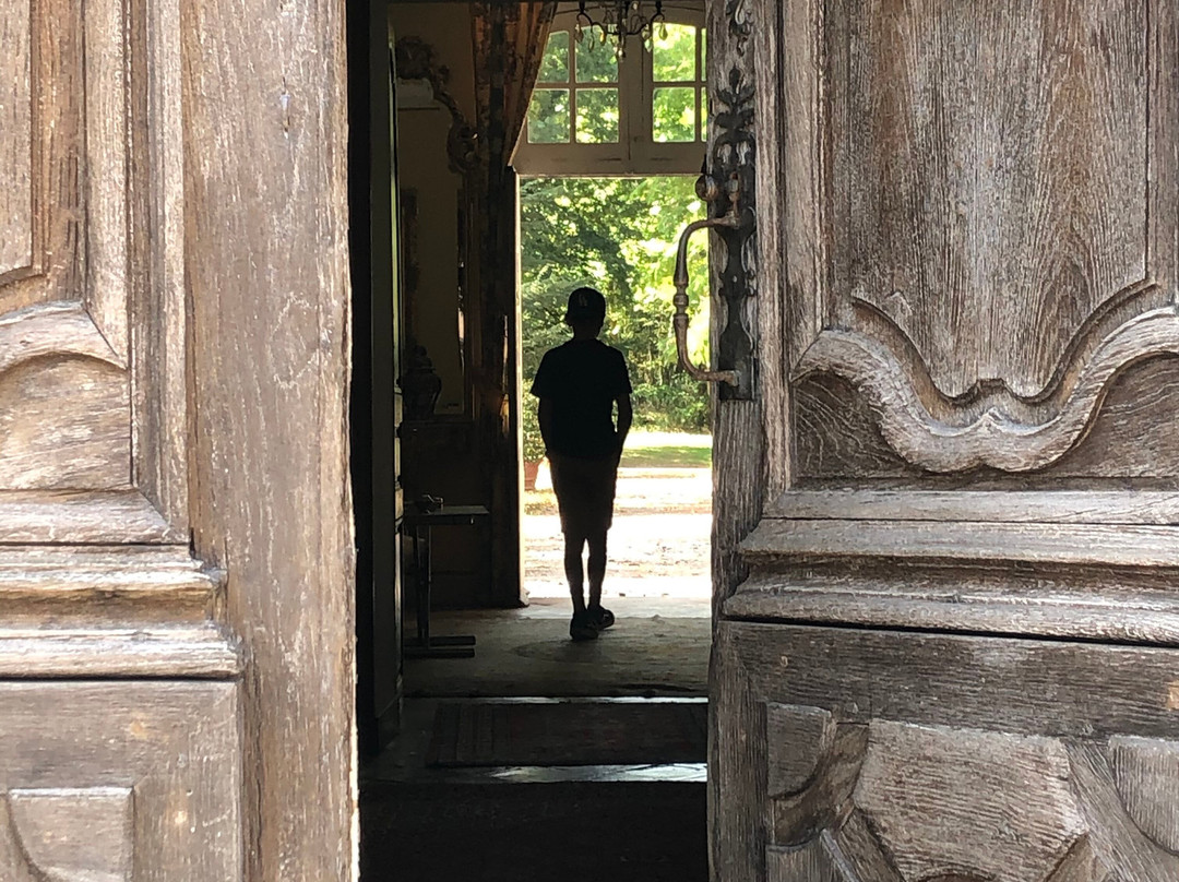 帕拉达城堡酒店主图