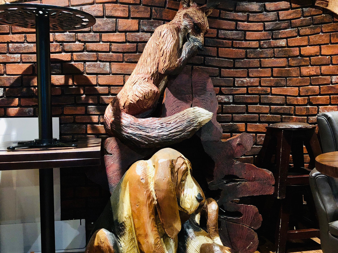 Fox & Hounds Pub and Restaurant-Aldergrove必去景点