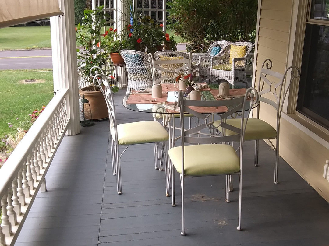 A Stone's Throw Bed And Breakfast主图