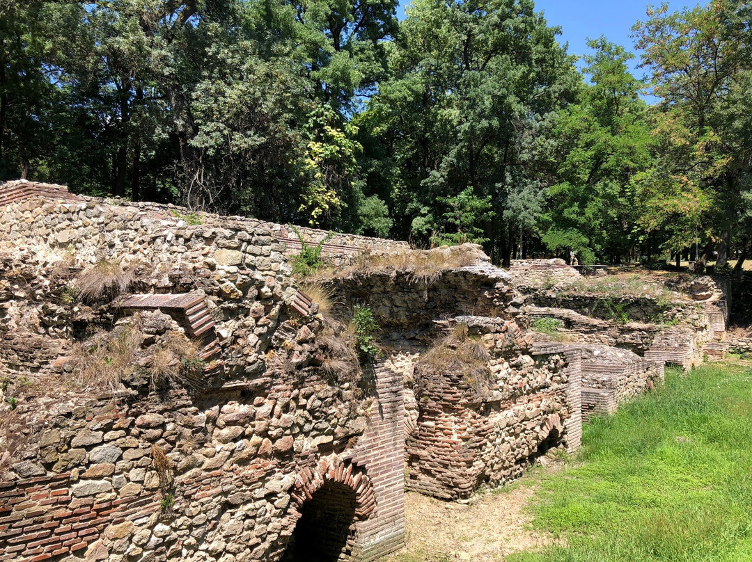 Roman Ruins and Tomb-Hissarya必去景点