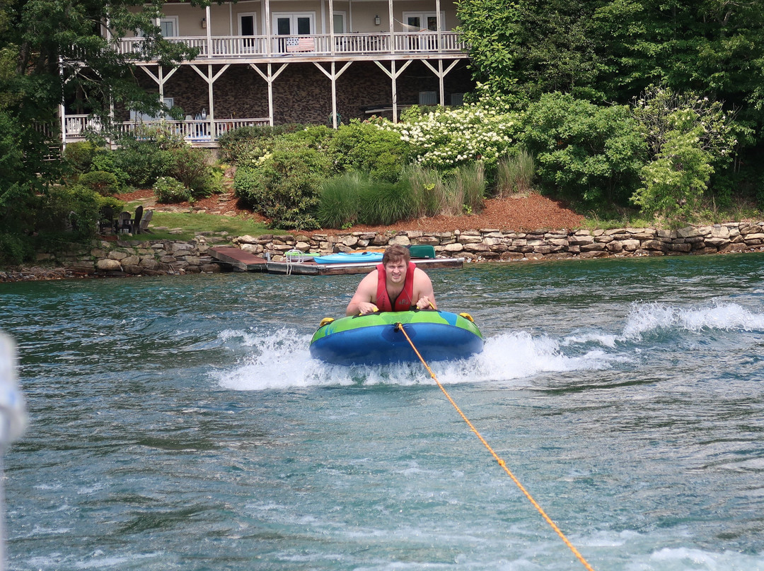 Nantahala Lake Marine景点图片